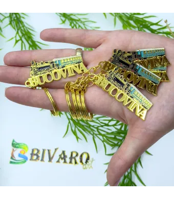 Breloc metalic Bucovina-Mocanita, en-gros . Suvenir Personalizat 5.4 x 2.3 cm +lant si inel - Set 25 Bucăți