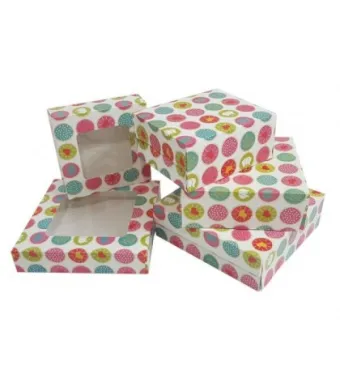 CUTII CU FEREASTRA PENTRU PRAJITURI 25X25X5(50 BUC/SET)