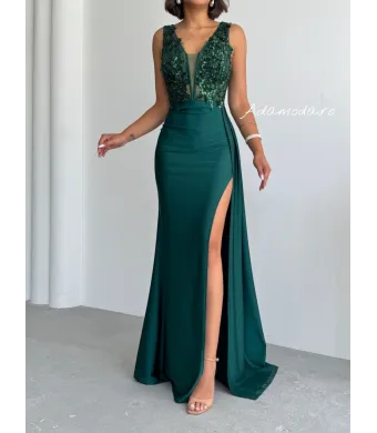 Rochie angro lunga eleganta cu detalii din paiete
