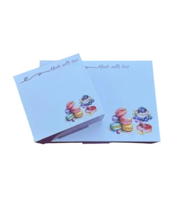 CUTII PRAJITURI „MADE WITH LOVE” 25X25X8CM (50 BUC/SET)