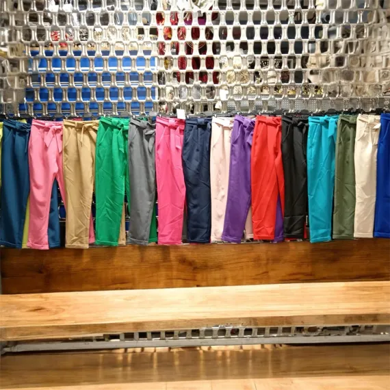 PANTALON  DAMA  CU  BUZUNZRE ANGRO